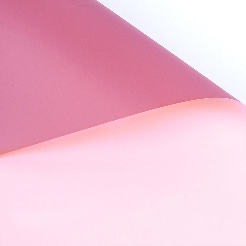 Red bean paste and peach powder